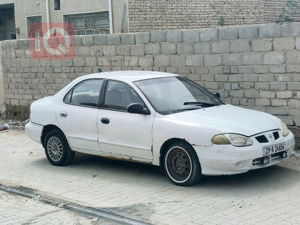 هیوندای ئەلەنترا